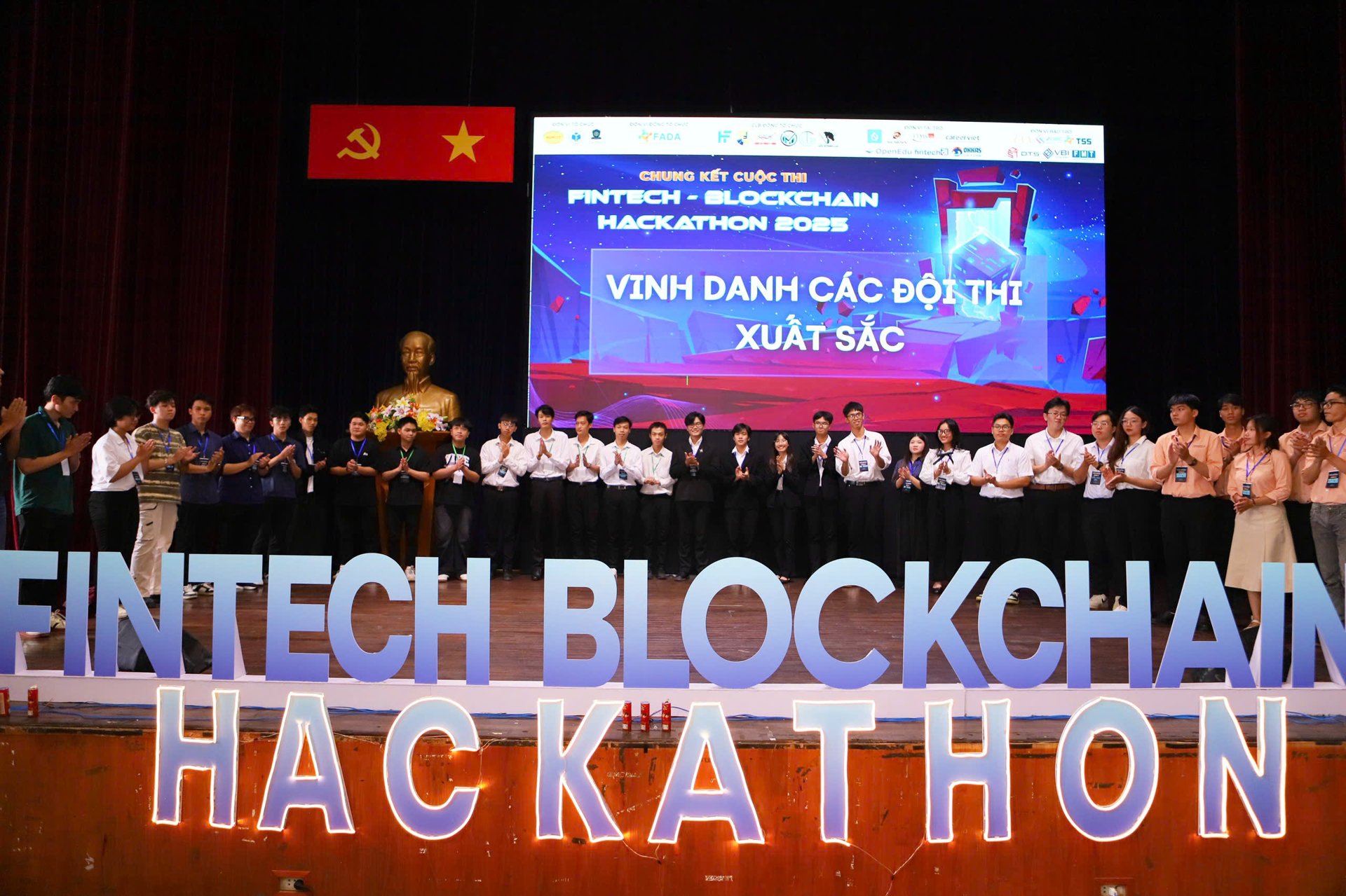 Mùa 4 Cuộc thi liên trường đại học “Fintech - Blockchain Hackathon 2025”: Ba Trường Đồng Hành, Mở Lối Tiên Phong
